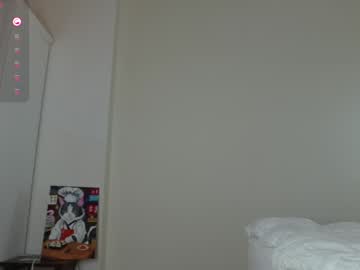 girl
        kriss0leoo cam image #5122302