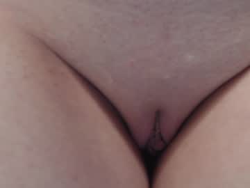 girl
        sensitive__lady cam image #2992732