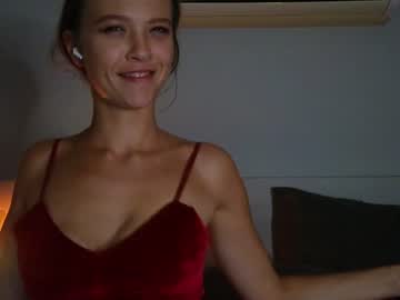 girl
        _demi_dee_ cam image #3836782