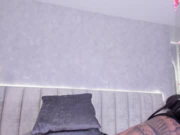 girl
        candyred88 cam image #4925959