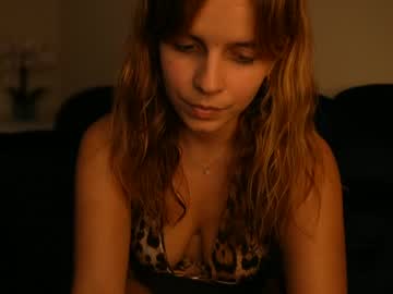 girl
        lilbeccaxo cam image #4344224