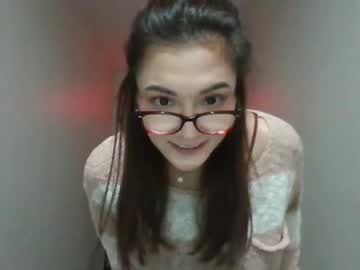 girl
        lovelyqueenaria cam image #5520307