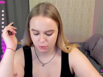 girl
        new_kamelia cam image #5708871