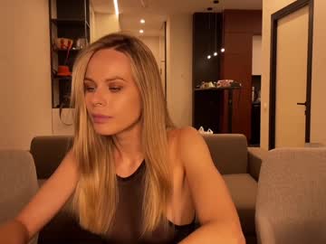 girl
        nataliexxxfabio cam image #2325100