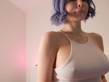 girl
        reei__ cam image #2548732