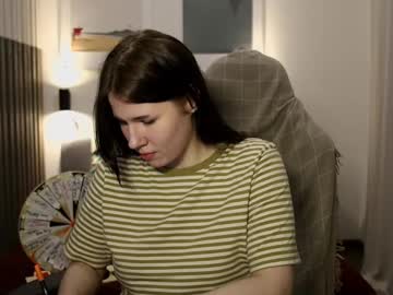 girl
        girl_u_never_met cam image #6683355