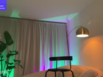 girl
        anniehillofficial_ cam image #2483559