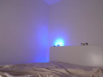 girl
        hunytea cam image #6492236