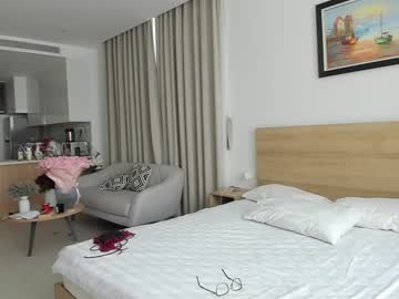 girl
        seon_mi cam image #5801700