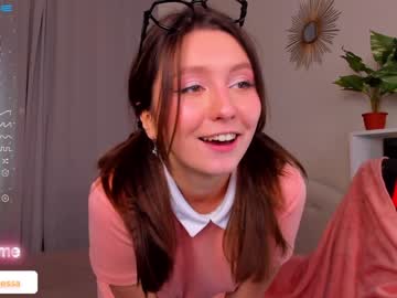 girl
        renessy_ cam image #956455