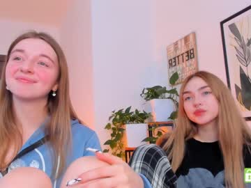 girl
        elizabeth__gray cam image #1006850