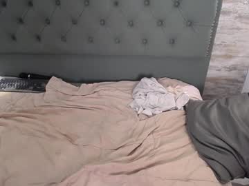 couple
        gremory_and_redlin69 cam image #6009941