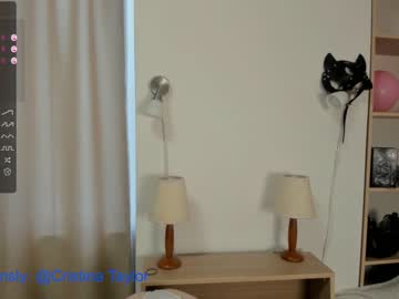 girl
        amazing_panacea cam image #2708846