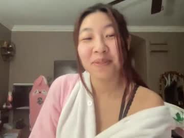 girl
        hiddenr0se cam image #1213803
