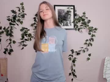 girl
        janicereeves cam image #2346159