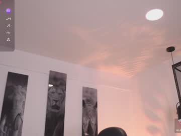 girl
        laura_roldan cam image #5080936