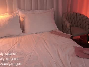 girl
        emiilycampbell cam image #6411693