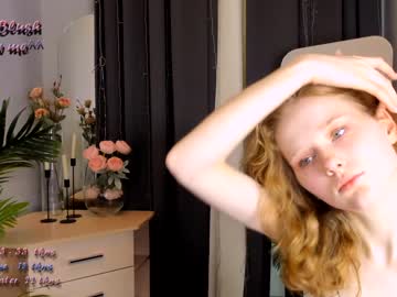 girl
        navy_blush cam image #3456321