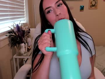 girl
        natalliyanova cam image #6059257