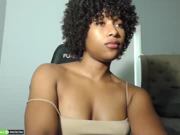 girl
        gyalxoxo cam image #1995492
