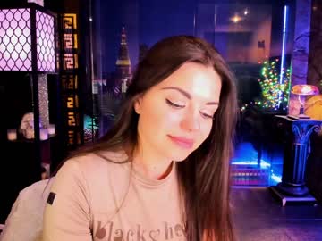 girl
        alma_pearl cam image #991933