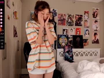 girl
        amaya_mori cam image #2110486