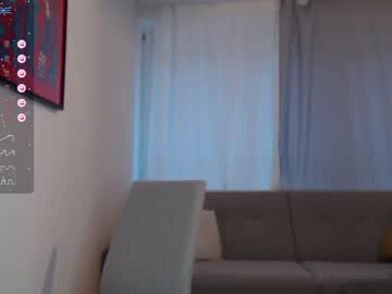 girl
        kriss0leoo cam image #3018456