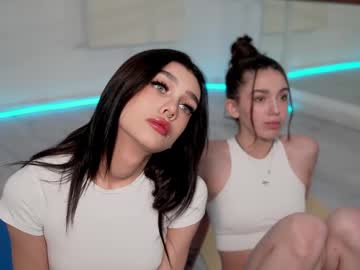 girl
        karina_amiri cam image #6587179