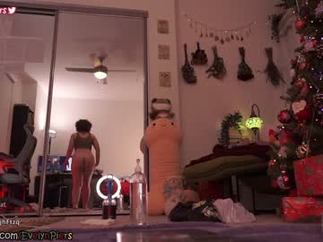 girl
        evelynpiers cam image #487601