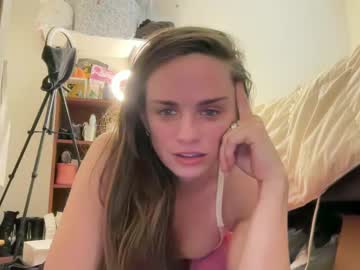 girl
        theprettyparaplegic cam image #1715886