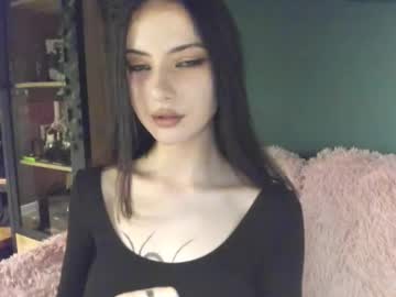 girl
        bmwm5f90 cam image #6166182