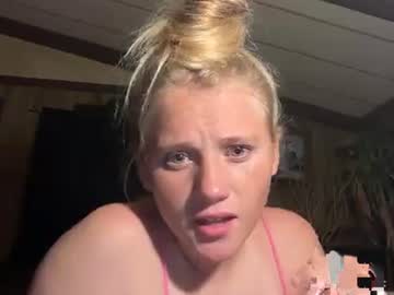 girl
        kayleighashford cam image #6967702