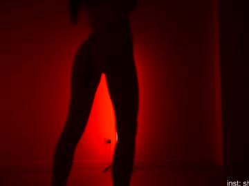 girl
        shiningstarrr cam image #6425942