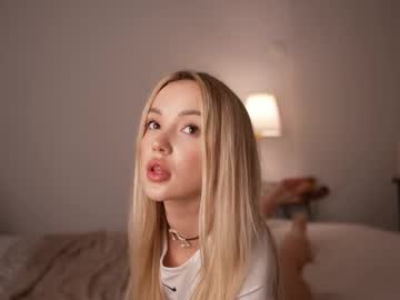 girl
        kriss0leoo cam image #6201855