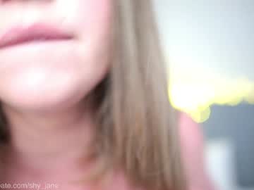 girl
        shy_jane cam image #6530442