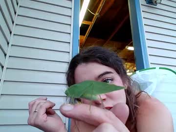 girl
        rosegold18 cam image #4971361