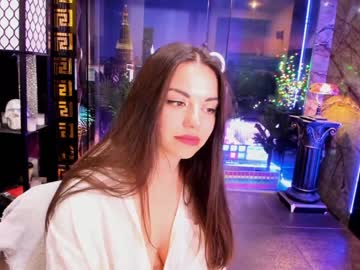 girl
        alma_pearl cam image #1221906