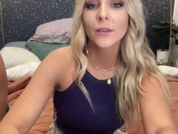couple
        haileychaseeee cam image #1815506