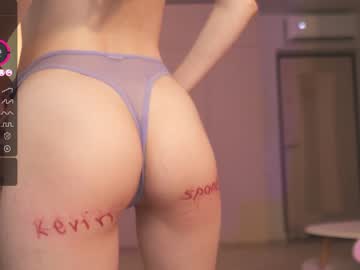 girl
        oki_dokie cam image #2422867