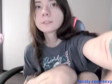 girl
        sexy_b0rsch cam image #2621917