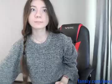 girl
        sexy_b0rsch cam image #2729286