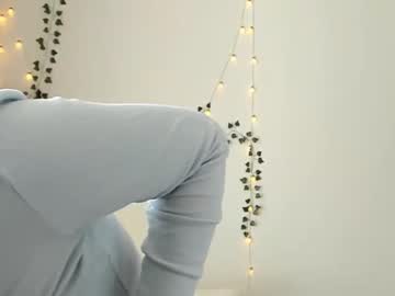 girl
        suchasophie cam image #1243826