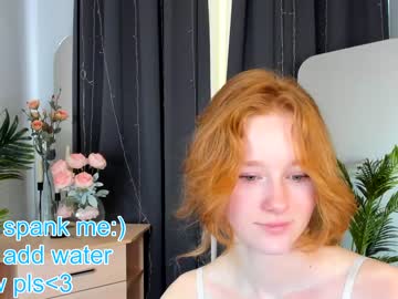 girl
        navy_blush cam image #3475477