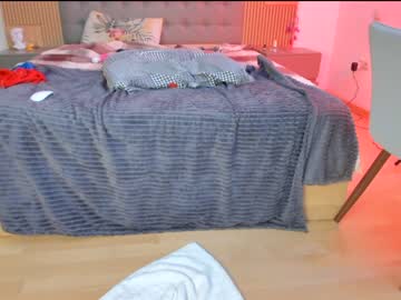 girl
        lovexxxpink cam image #1203506