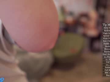 girl
        evelynpiers cam image #4759836