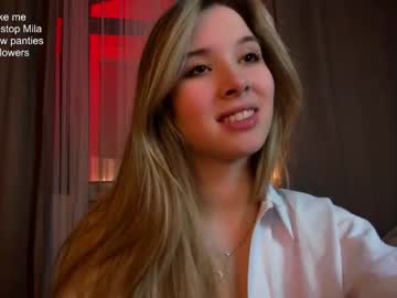girl
        milablush cam image #749880