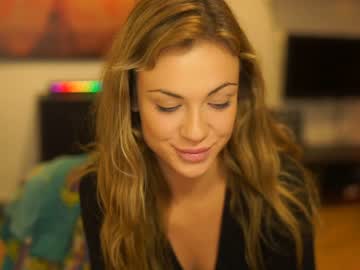 girl
        melodymate cam image #2718141