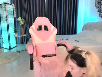 girl
        juicyshow cam image #3609921