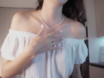 girl
        fancyash cam image #4820389