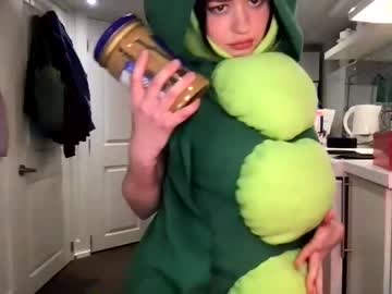 girl
        littlesugarpea cam image #1204756